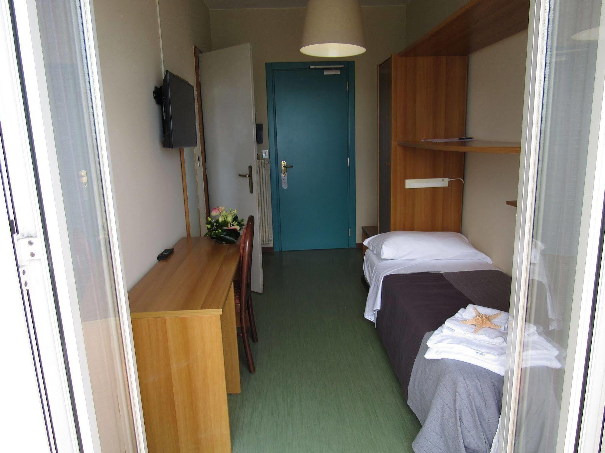 Hotel Stella Maris Grado Extérieur photo