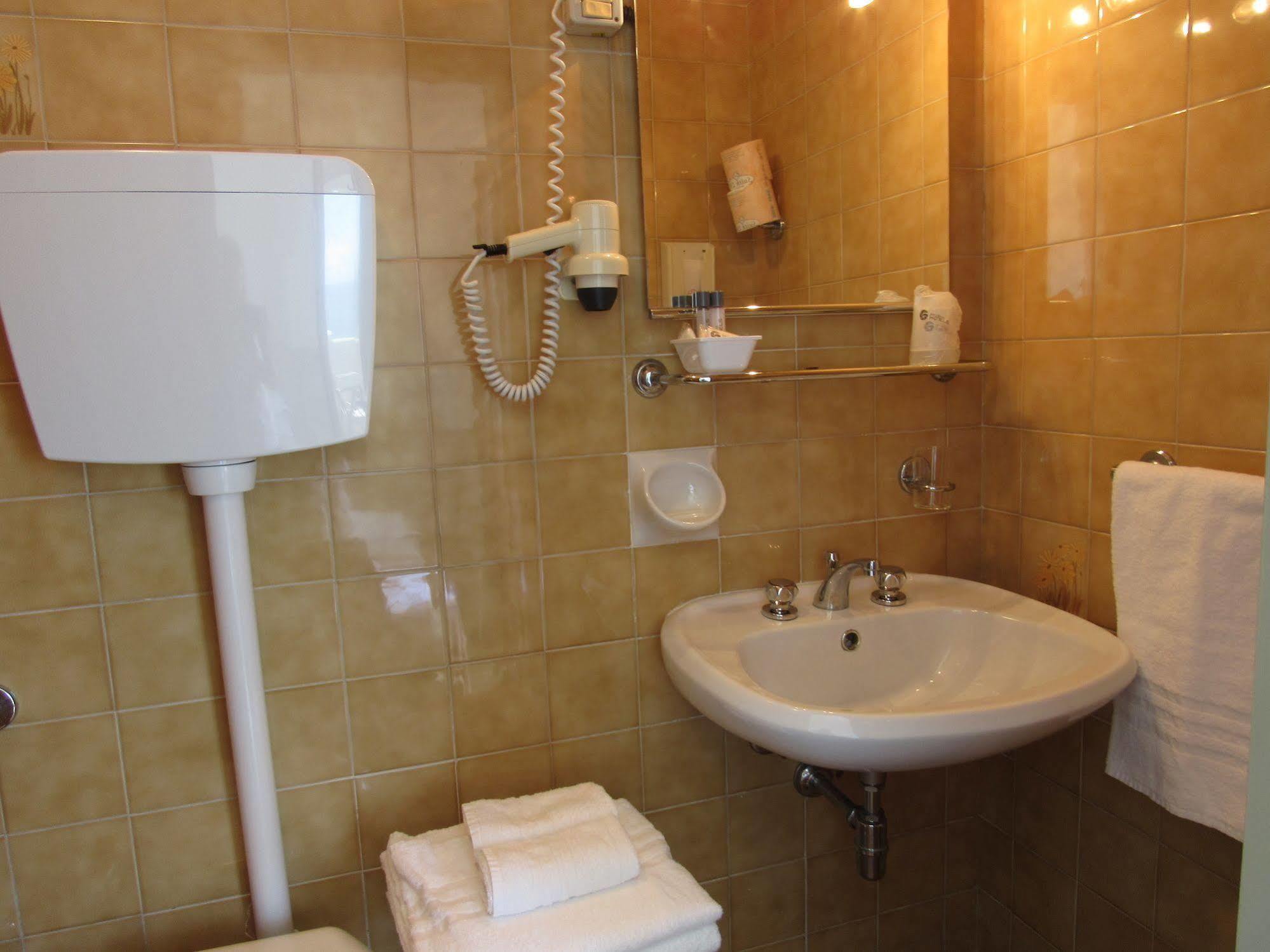 Hotel Stella Maris Grado Extérieur photo
